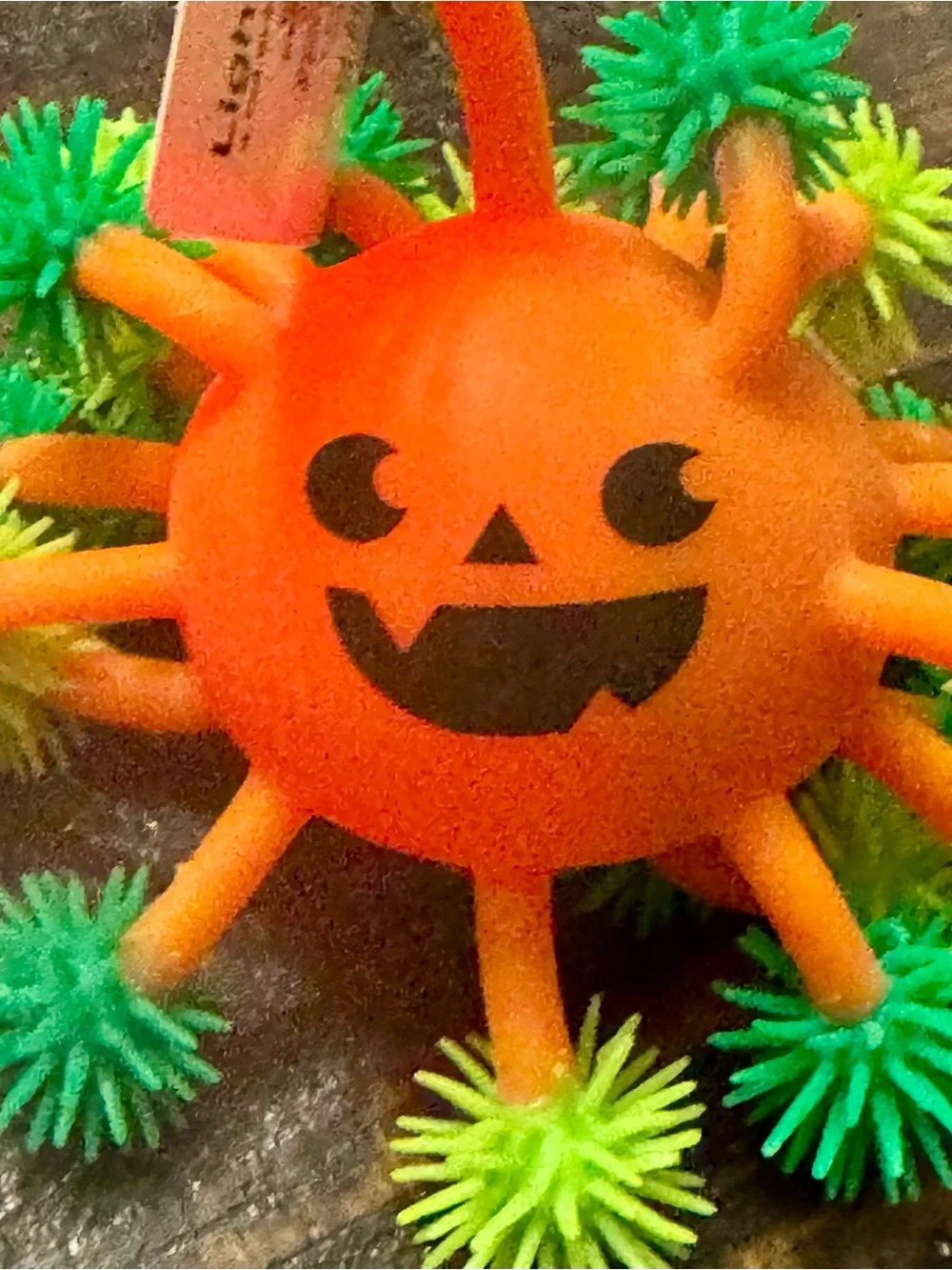 Spiky Halloween Jack-O'-Lantern Puffer Toy That Lughts Up
